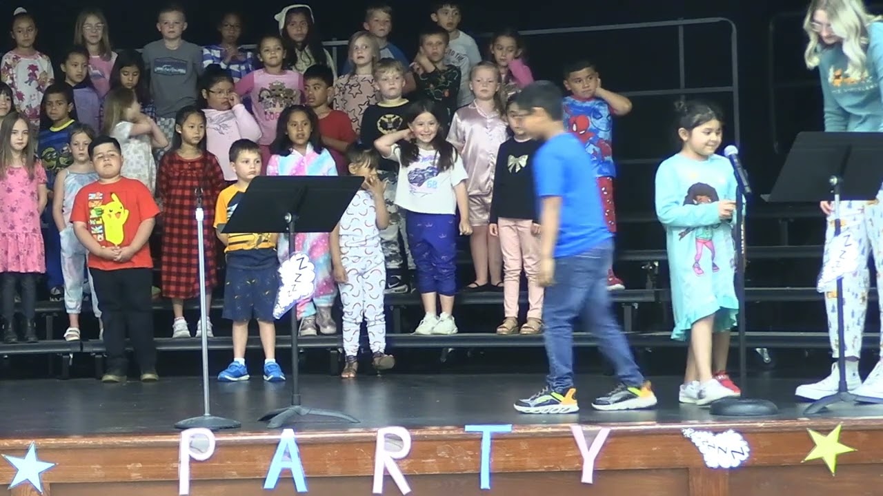 Начальная школа Харп | Пижамная вечеринка для 1-го класса