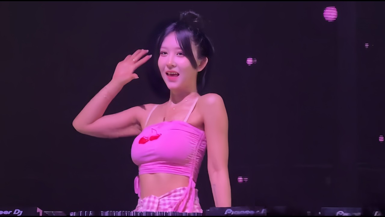 Tiny7 - 零距离的思念 (Dj炮哥 ProgHouse Remix 2025) Nỗi Nhớ Không Khoảng Cách ...