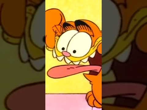 ? Spooky Garfield! ?