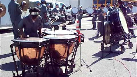 Sparkman High School Indoor Drumline Parking Lot Warm-up