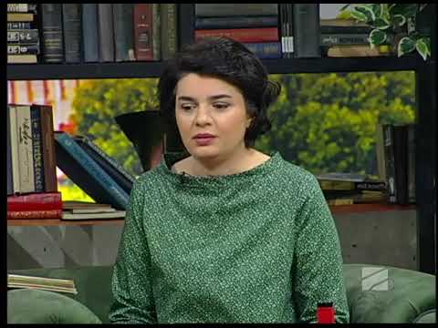 პროზის გამყიდველი გოგონა