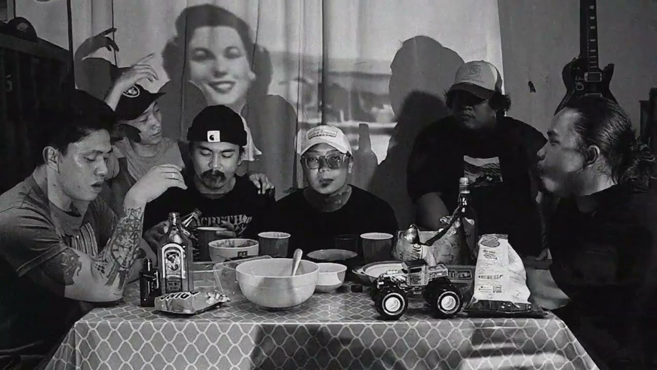 在 YouTube 上观看 Fridge - Freeman (Official Music Video)