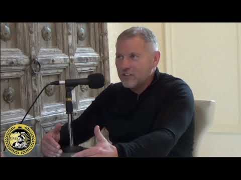 Lawrence Kenwright talks