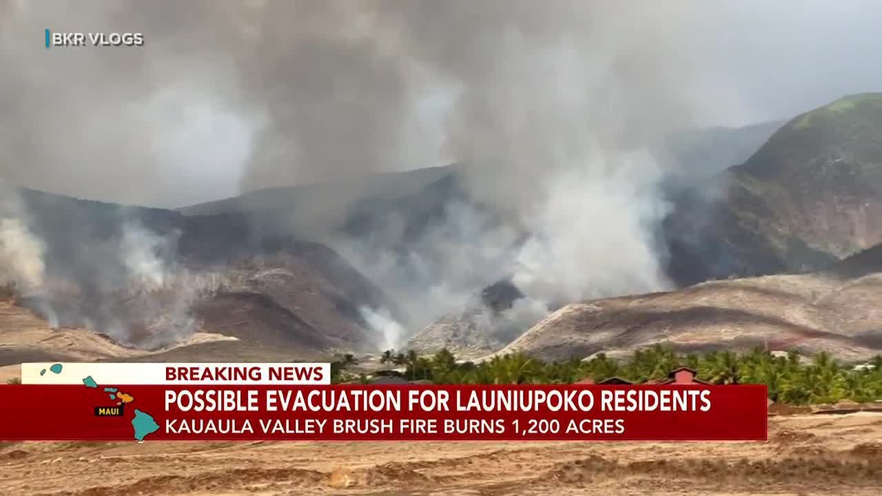 Maui residents warned possible evacuation as Lahaina brush fire ...