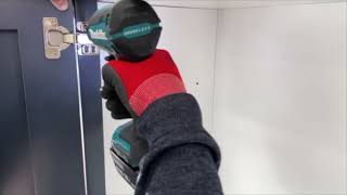 How to assemble iHome wall cabinets screenshot 5
