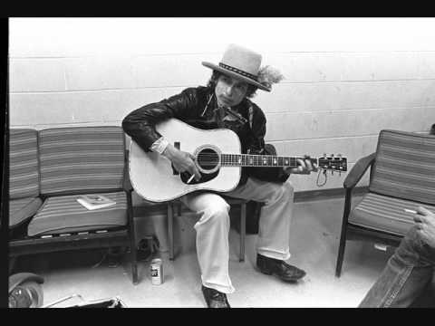 Bob Dylan- One Of Us Must Know (Sooner Or Later) 2010 Mono Recording