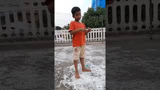 Bongaram Spinner | How to Spin Top | Infobells | Trends Adda | Маша та Ведмідь | Наймиліша дитина screenshot 2