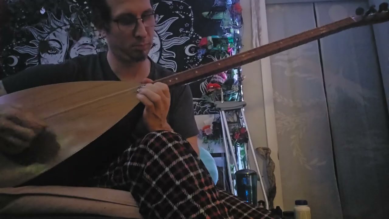 Turkish Divan Saz.  #turkish #saz #unplugged #acoustic #music #meditation #soothing #mysticalmusic 