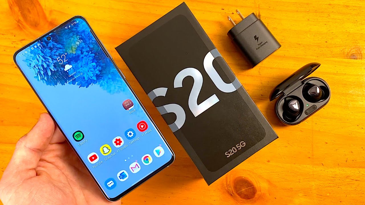 Samsung Galaxy S20 (Cloud Blue) Unboxing & First Impressions! - YouTube