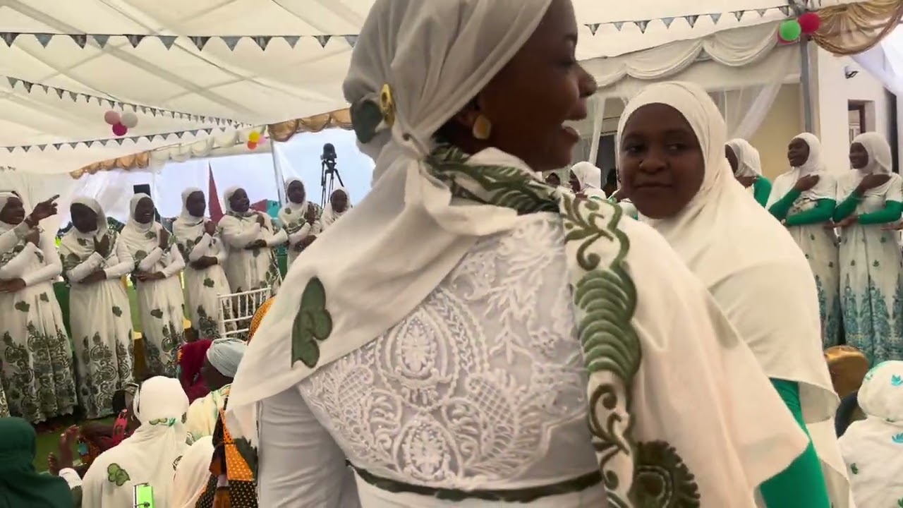 MADARASSATI SAANDIA - Duo Saandia & Antoinya 