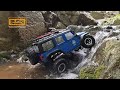 YK4082 Pro Jeep Riding a Valley Rock