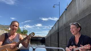 Going through Lock 5 of the Champlain Canal: Part 1!