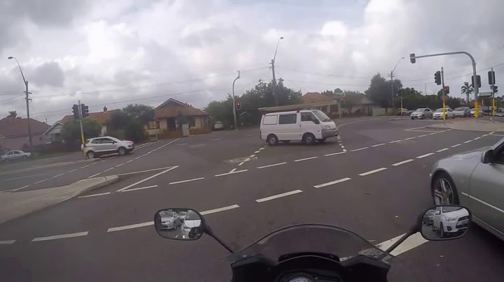from Burwood to Bondi Beach by Suzuki GSX 650F