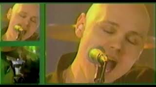 The Smashing Pumpkins - I Of The Mourning (live on TRL 2000)