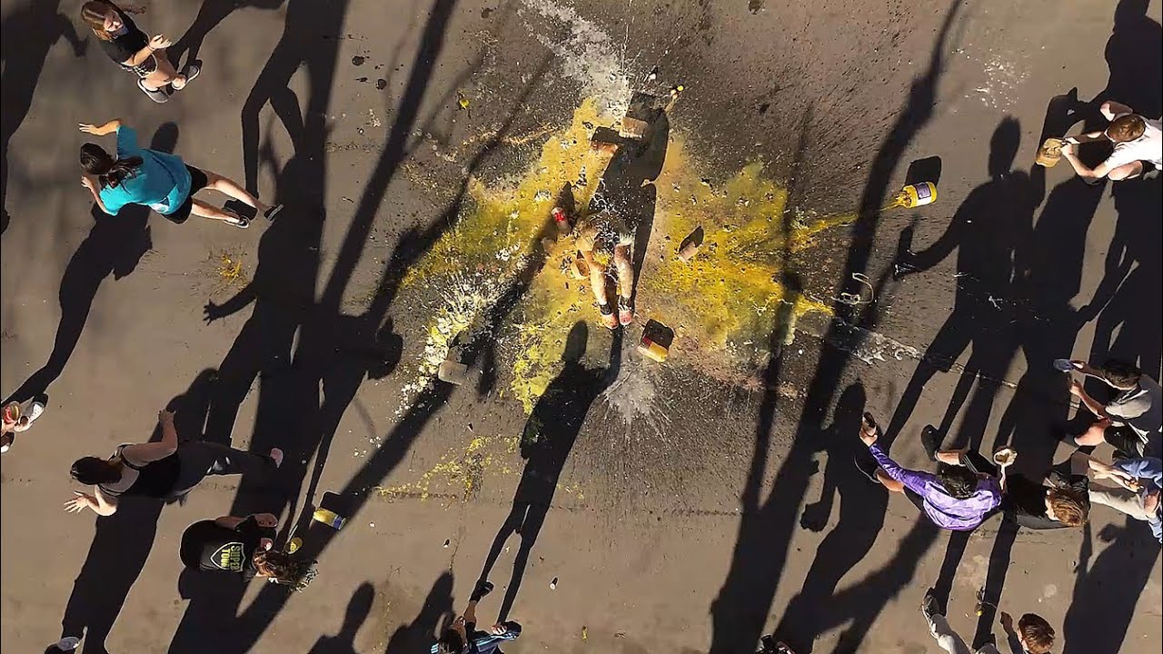 Vale Calleja Escrache Tirada 15Años