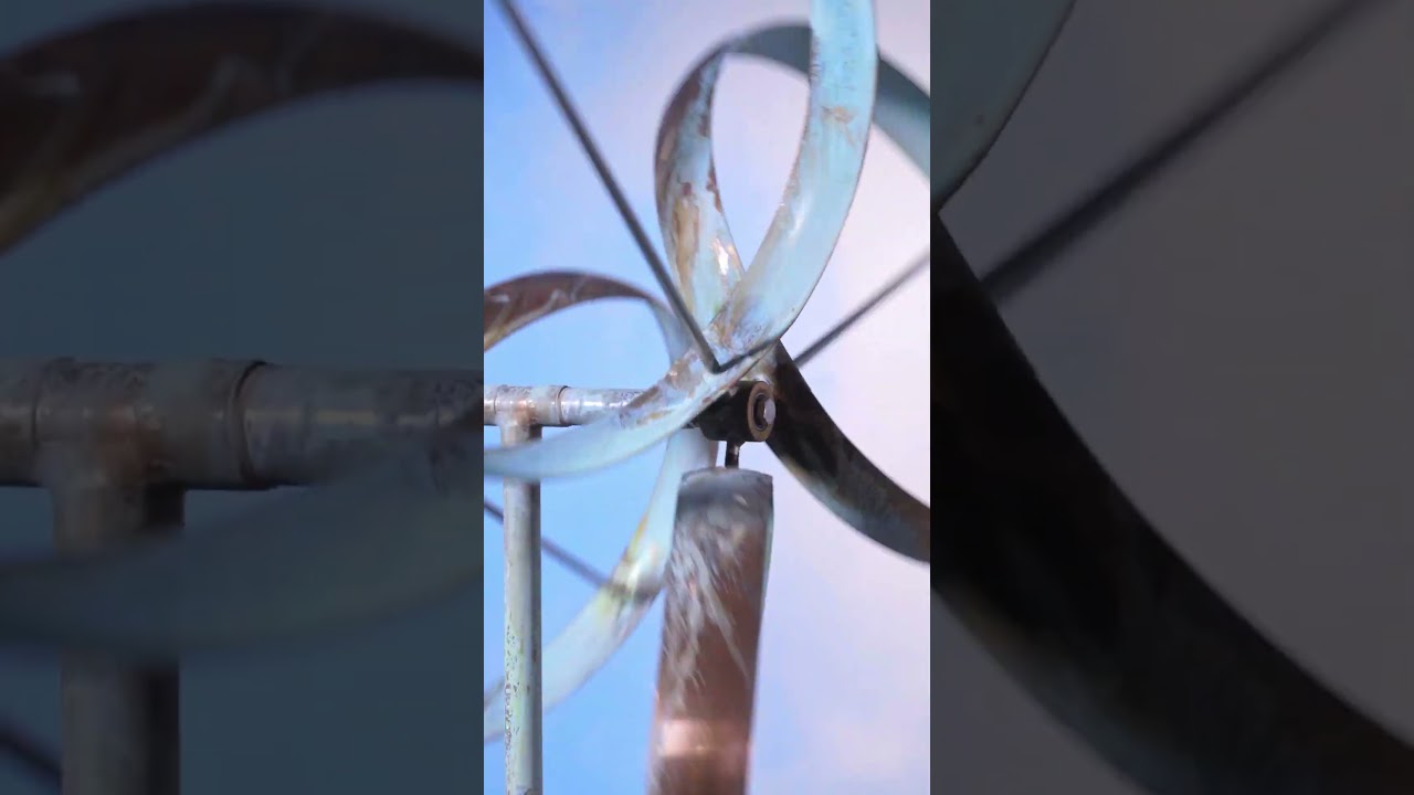 Shamrock Lyman Whitaker Wind Sculpture Short