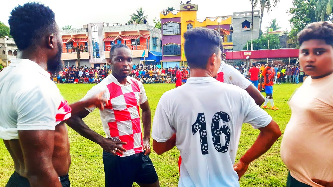 ৮০ হাজার টাকার লড়াই দেখলাম 😳⚽।। সেয়ানে সেয়ানে লড়াই হল 😱 ।। বসিরহাট হাইস্কুল ফুটবল উৎসব দেখলাম