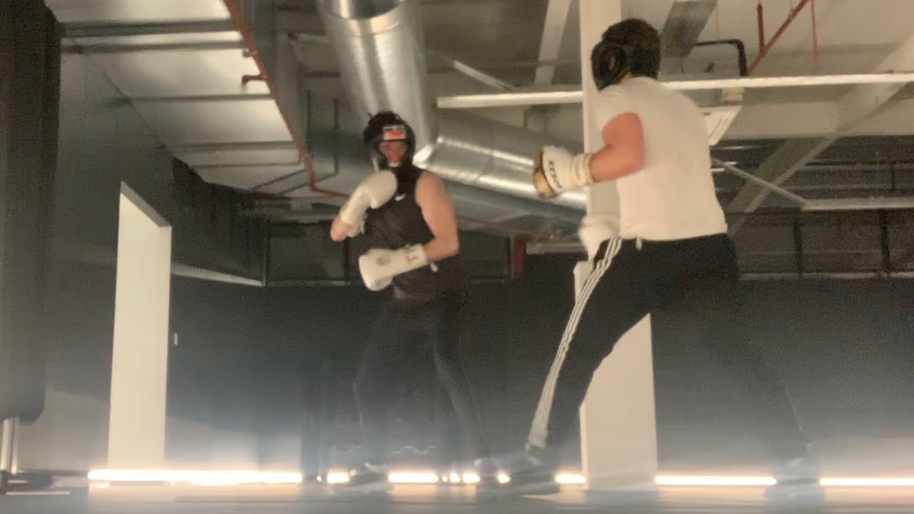 WHITE COLLAR BOXING SPARRING COMPILATION