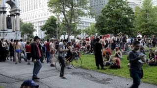 Naked students take the streets in Montreal