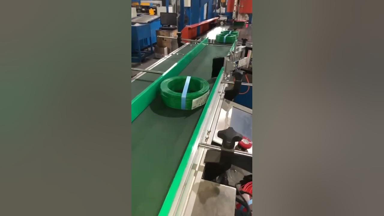 Shineworld Coiling & Warpping Machine #machinemanufacture - YouTube