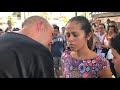 The Holy Spirit falls on the street +  Preaching about sin, Jesus and forgiveness