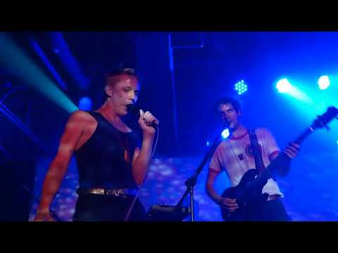 Pond - Paint Me Silver (The Wall, Taipei, Taiwan, Nov. 17, 2017)