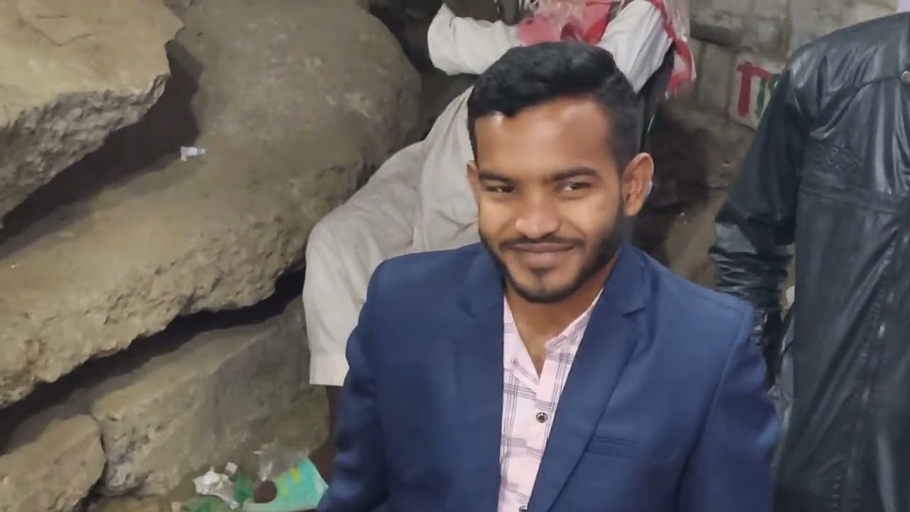 আখেরী মোনাজাত পরিচালনা করেন:- হযরত মাওলানা মোহাম্মদ আব্দুল খালেক শরীয়তপুরী সাহেব দাঃবাঃ