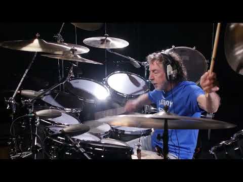 Simon Phillips–Soul Police (DarWin)--Jam Section Drum Video