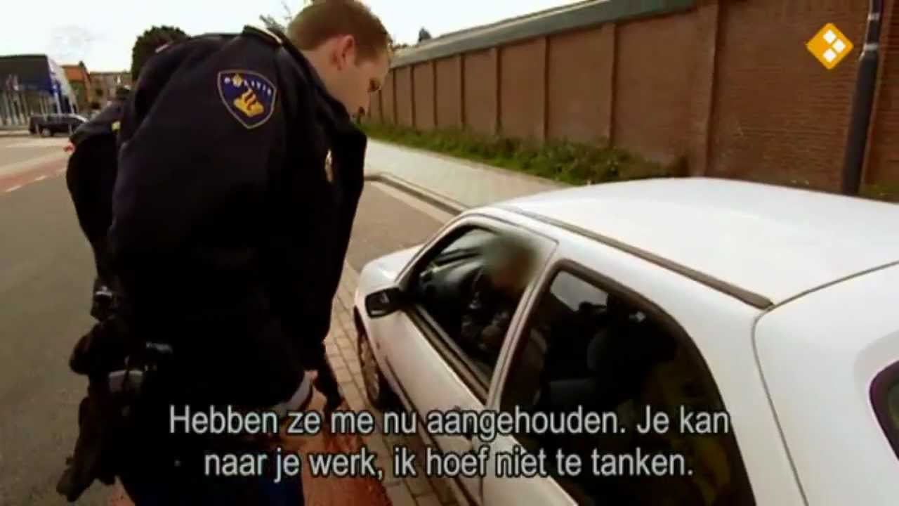 Het Politiebureau 14112012 Boete niet dragen gordel YouTube Het Politiebureau 14112012 Boete niet dragen gordel YouTube