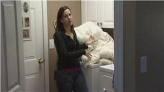 Housecleaning Tips : Can I Wash My Down Comforter in the Washer?