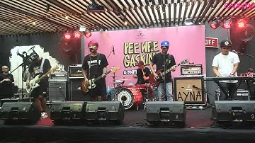 Pee Wee Gaskins - Kertas dan Pena (Live at A Youth Not Wasted Album Launch)
