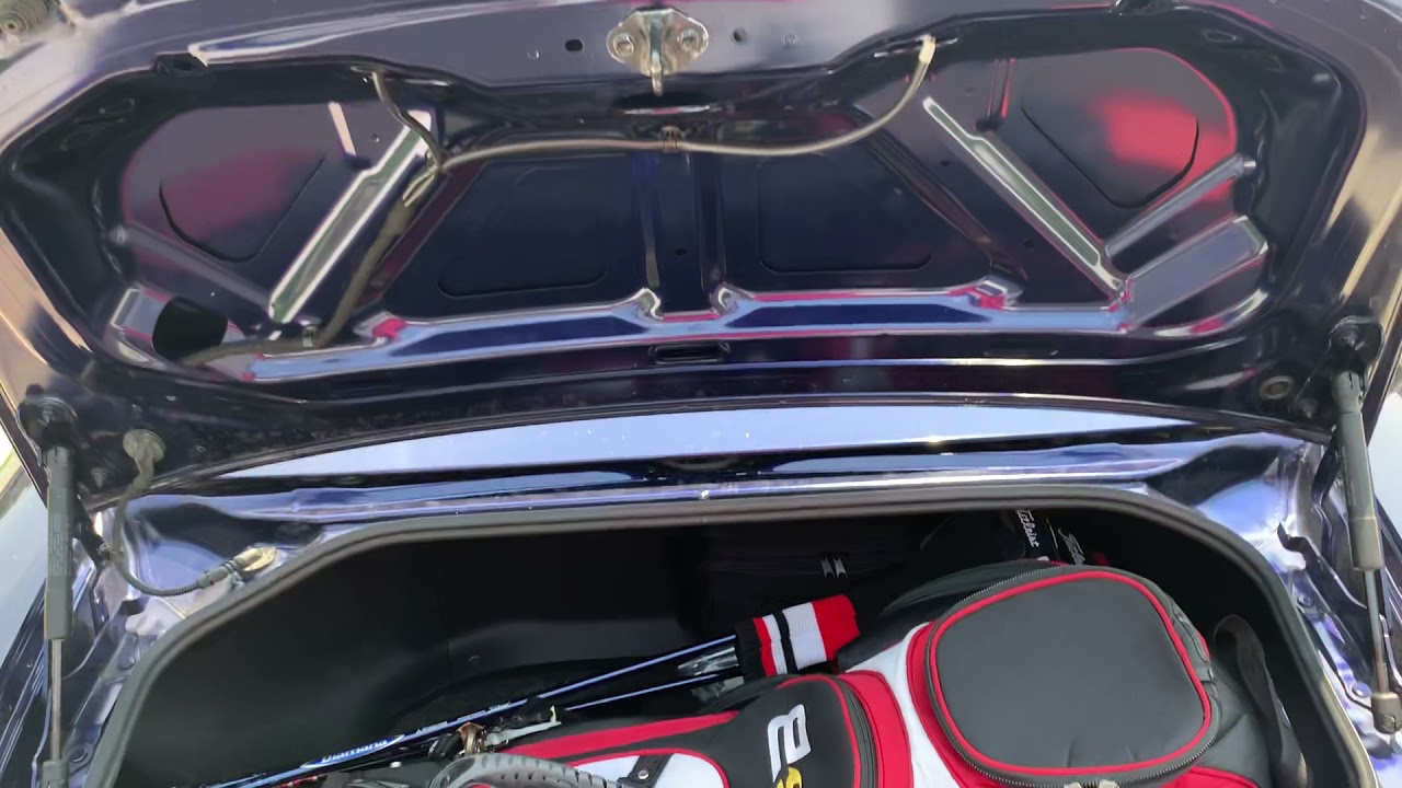 Fitting golf clubs in the trunk of an NC MX5 Miata YouTube