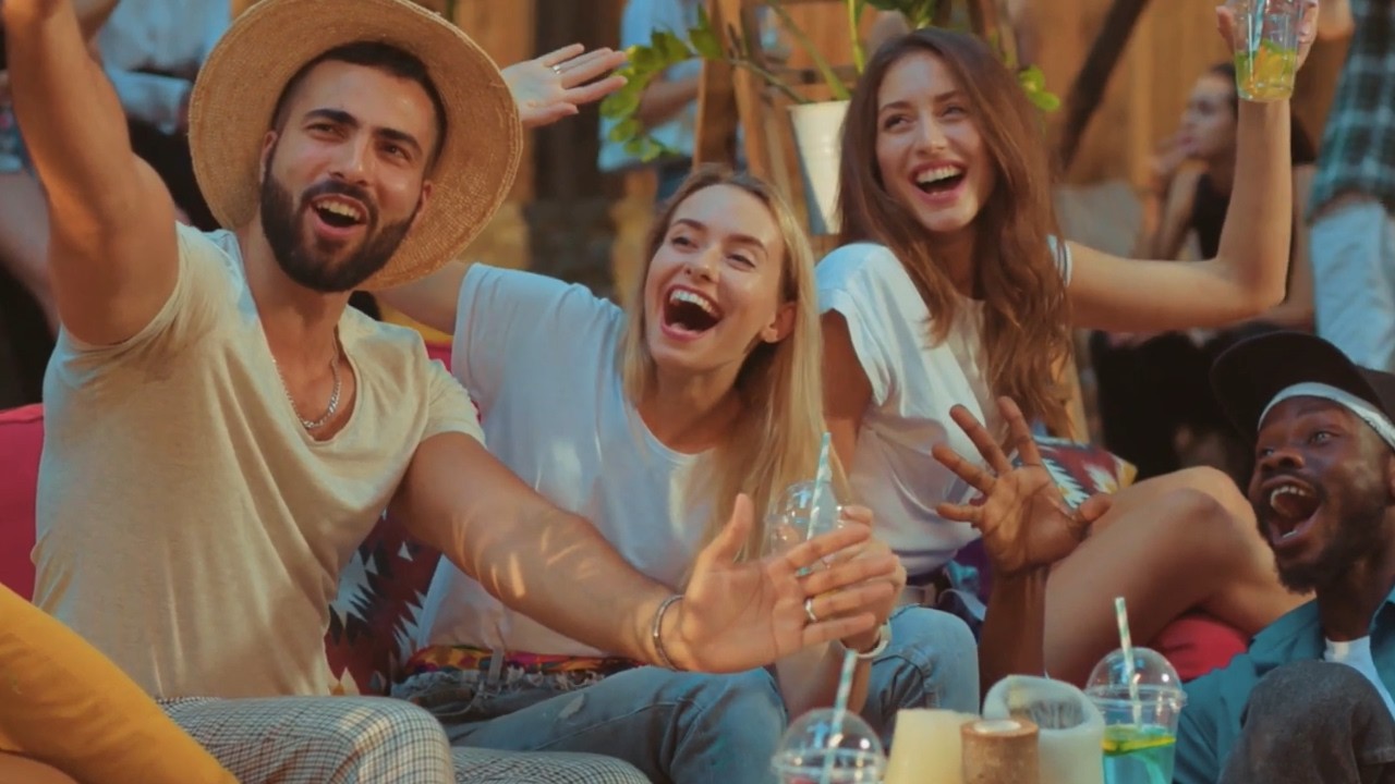 Bang B - Party (Official Video)