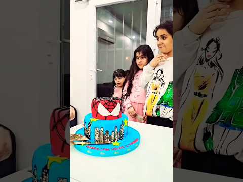 بعت كيك لاهيلين وهيفي شوفو مين صار يبكي 