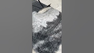 grey fur rug scraping satisfying #shorts #oddlysatisfying