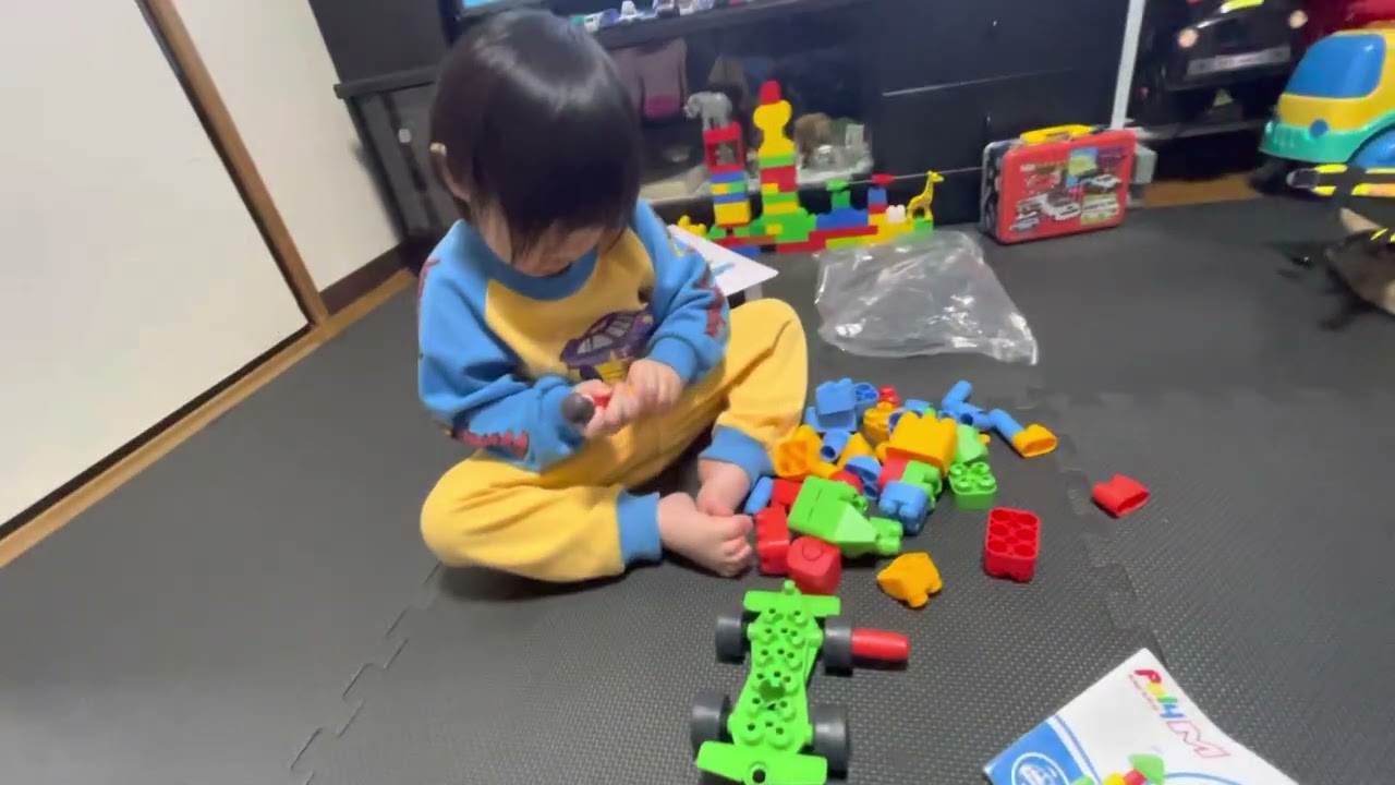 PolyM BUILD&PLAY TOYS