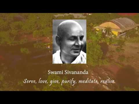 sivananda-yoga-vedanta-meenakshi-ashram,-madurai,-india-teachers-training-course.