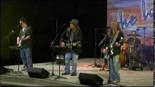 The Lost Dogs play "Devil's Elbow" live in Katy Texas