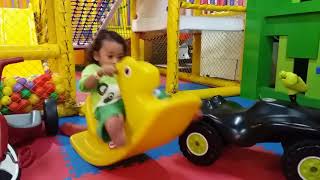 Mainan Anak Kuda Kudaan Mandi Bola - Indoor Playground for Kids Play Time