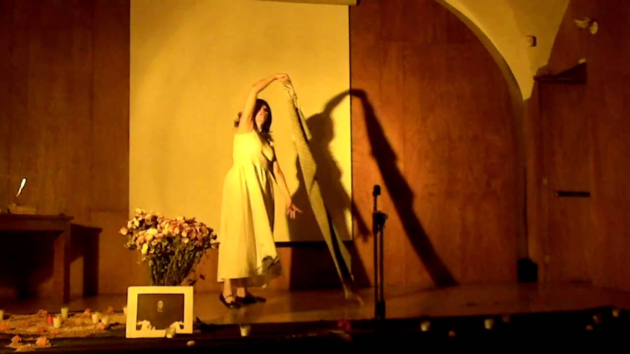 Salías Del Templo Un Día Llorona
