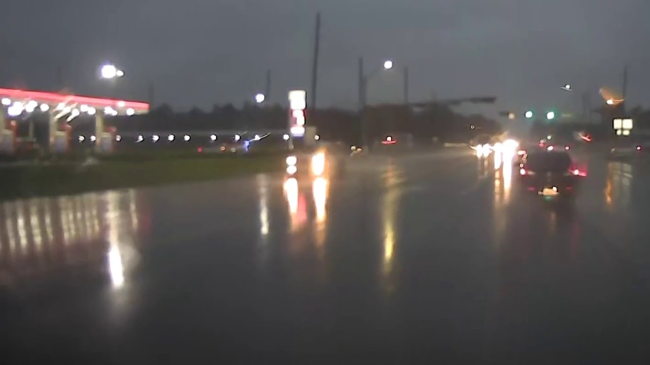 Rain pouring, causing slick roads along northwest Harris County - YouTube