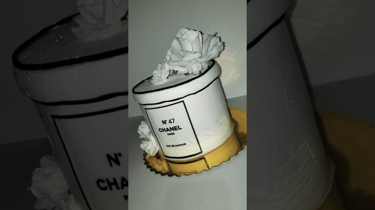 Chanel cake 