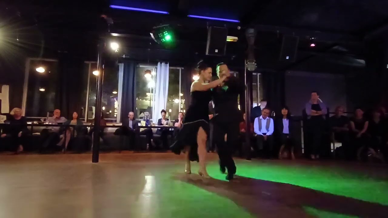 Milonga Tango Barge - Paris - 11/10/2022 - Georgina Vargas & Oscar Mandagaran - Nada más