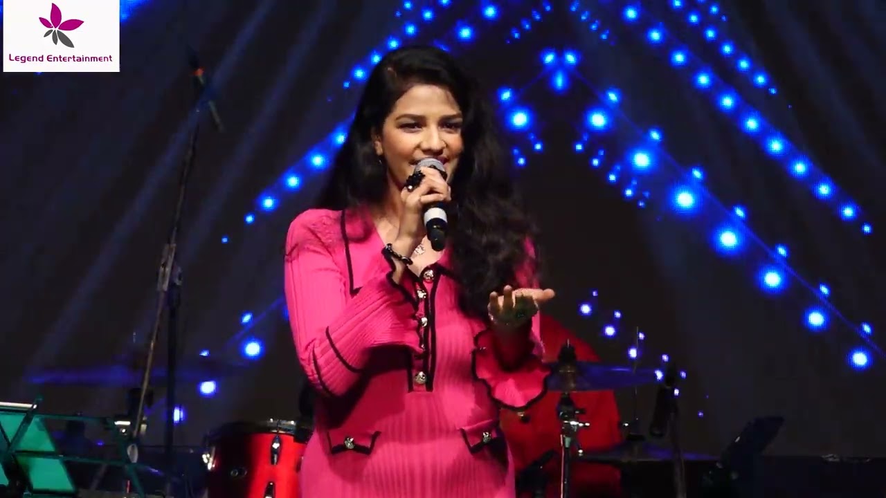 DUM MARO DUM & HARE KRISHNA LIVE BY GUL SAXENA