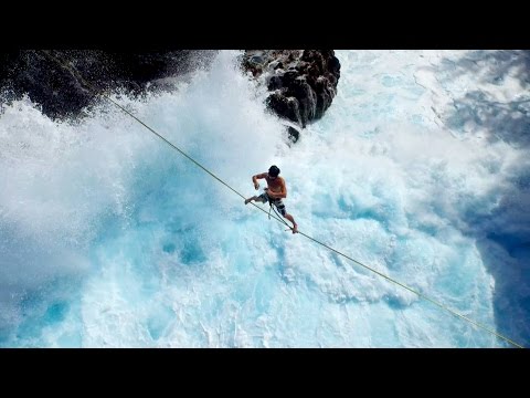 Extreme High Line Slack - Cap Méchant aventure by drone