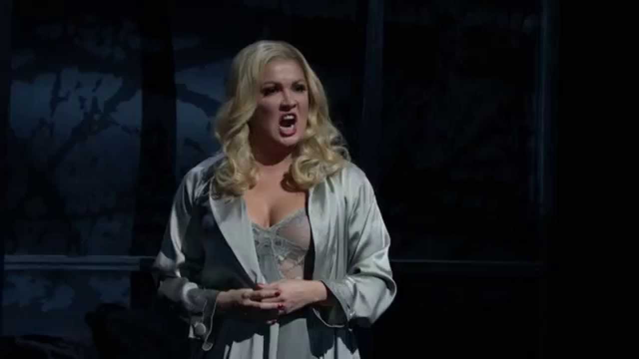Macbeth: "Vieni, t'affretta" (Anna Netrebko)