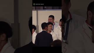 ウルフ・アロンのお茶目な挨拶に一同笑い！？ #ウルフアロン #shorts