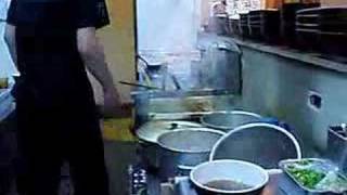 デビット伊東の今現在の年収資産がエグい 嫁や子供と一風堂との関係