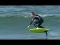 Сёрфинг над волнами: в Калифорнии катаются на досках с подводным крылом