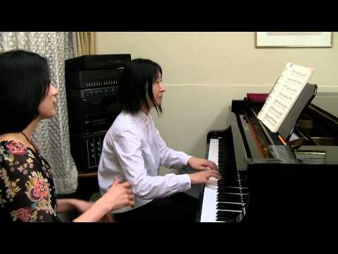 神田音楽学校　クラシックピアノレッスン風景